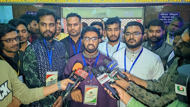 ডিসেম্বর এর মধ্যে নির্বাচন দিতে হবে: গনঅধিকার পরিষদ রাশেদ খান
