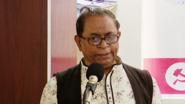 রাজনৈতিক দল করতে চাইলে সরকার থেকে ছাত্র প্রতিনিধিদের পদত্যাগের আহ্বান