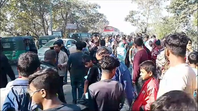বিজয় দিবসে সড়কে গিয়েছে ৫ জনের প্রাণ