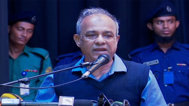 সাদা পোশাকে কাউকেই গেফতার করা যাবে না: স্বরাষ্ট্র উপদেষ্টা