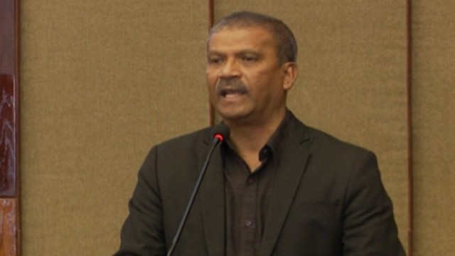বিচার চাইলে বিচারের অনুষ্ঠানে স্বরাষ্ট্র উপদেষ্টাকে রাখতে হবে