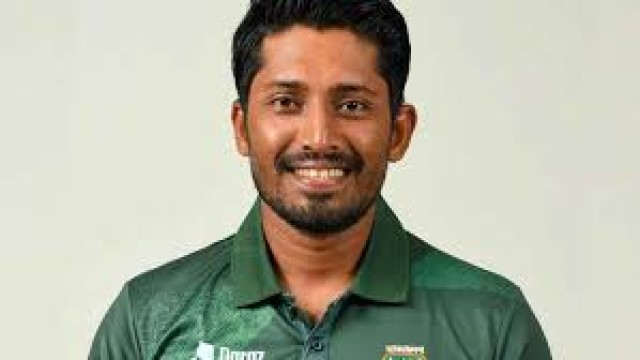 বিপিএল এর প্রথম ম্যাচে প্রথম হাফ সেঞ্চুরি করেছে এনামুল হক বিজয়