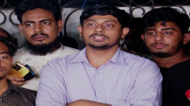 রাষ্ট্রপতি অপসরণ : পরিস্থিতি বুঝে সিদ্ধান্ত নেওয়া হবে
