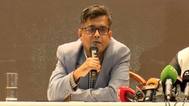 ৫ সাংবাদিকের চাকরিচ্যুতির জন্য সরকার নয় সিটি গ্রুপই দায়ী: শফিকুল আলম
