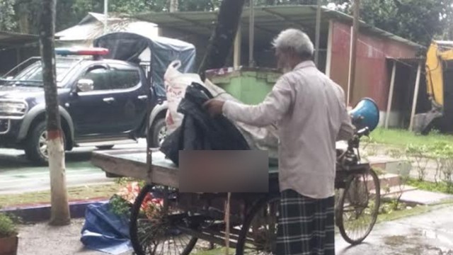 ছেলের কারা পায় নিয়ে বিচারের জন্য দ্বারে দ্বারে ঘুরছেন বাবা
